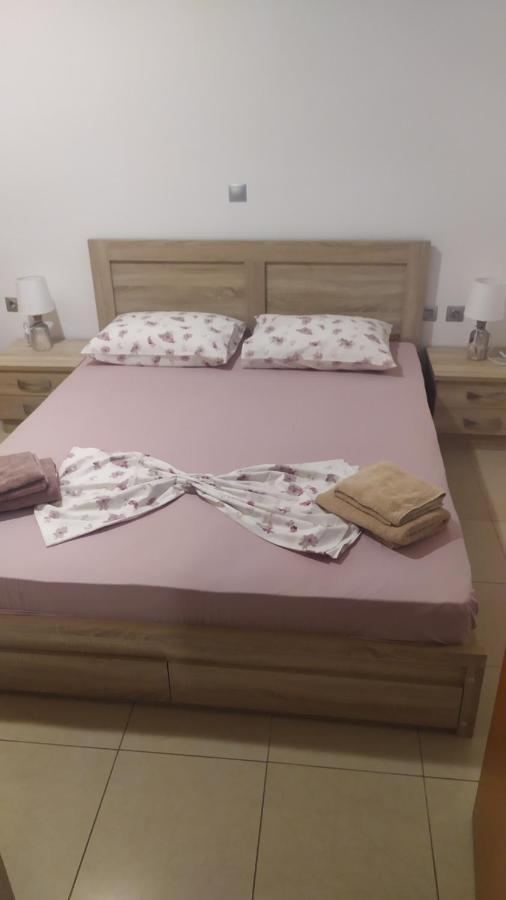 Mama Marina Apartement Near To The Airport Antimachia Bagian luar foto